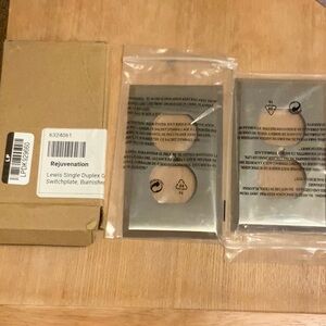 Rejuvenation Lewis Single Duplex Outlet Switchplate, Brushed Nickel